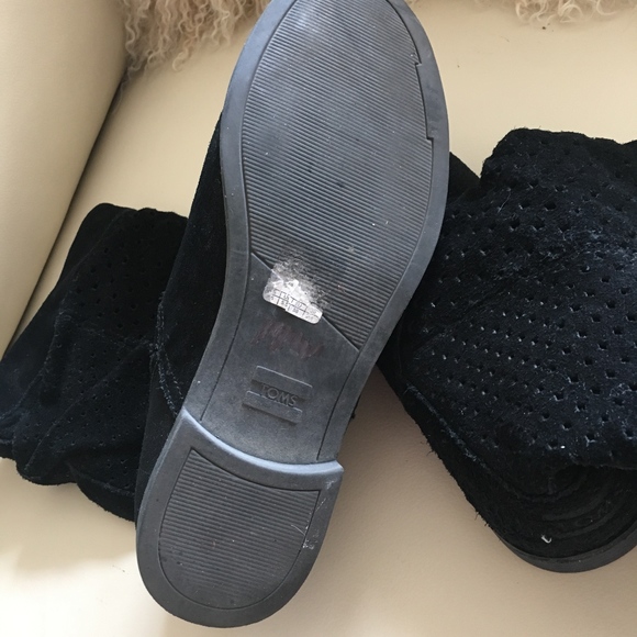 TOMS/Boots - Picture 5 of 6